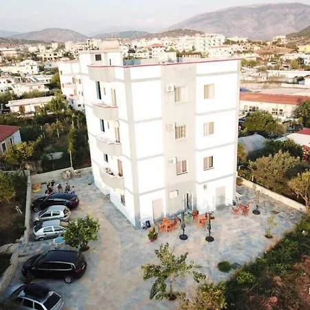 Alinani Apartment *