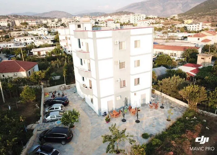 Alinani Apartament *